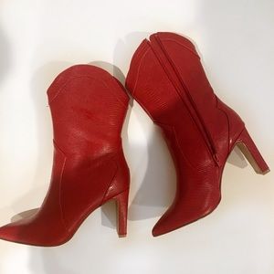 Little red Cowboy booties